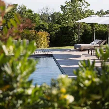 Domaine Mejan Lodge Paradou