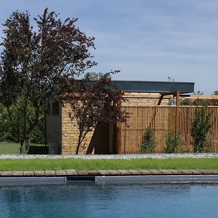 Domaine Mejan Lodge
